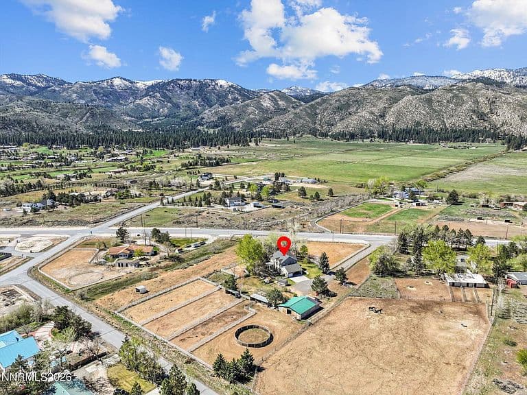 5650 Old Us Highway 395 photo 3