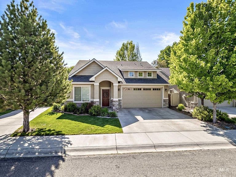 6446 N Mystic Cove Way photo 1