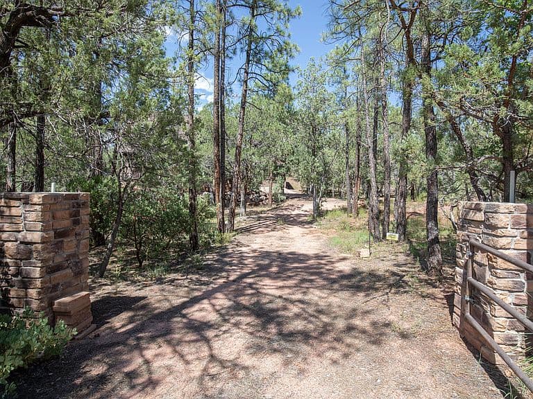 243 N Wild Oak Dr photo 4