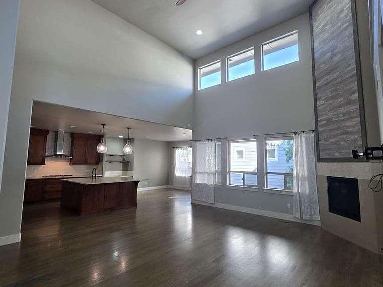 2577 S Trailwood Way photo 5