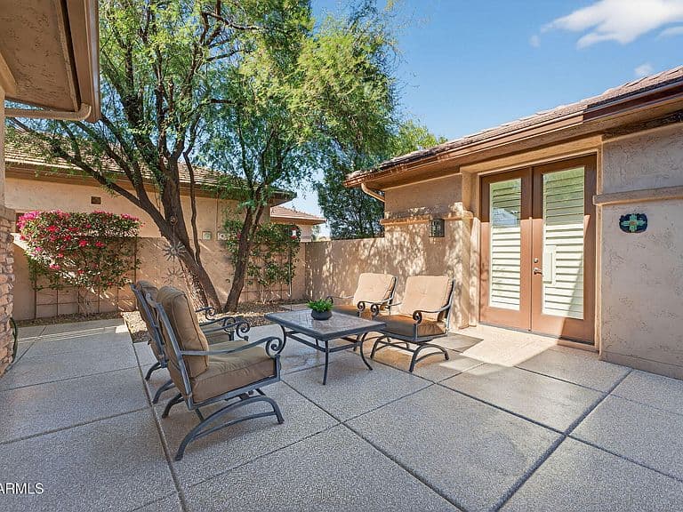 16763 W HOLLY Street photo 5