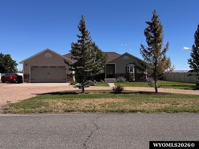 206 Prairie View Dr photo 2