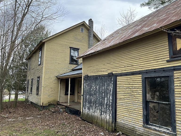 776 Fairfax Road photo 4