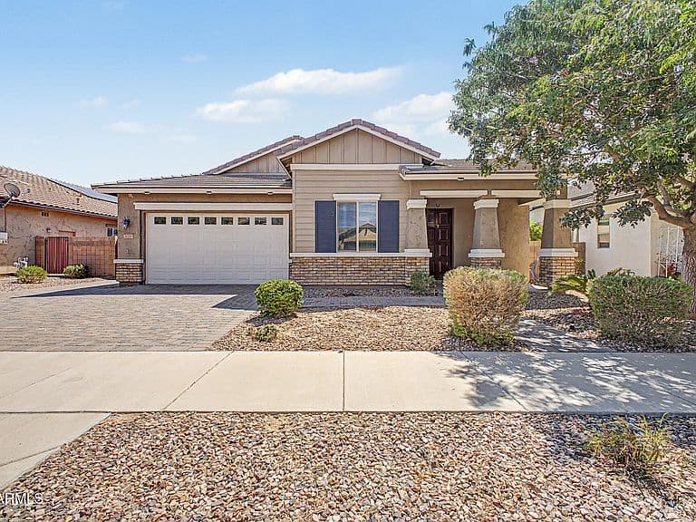 20289 E RAVEN Drive photo 2