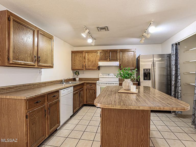4540 W Lynn Cir photo 2