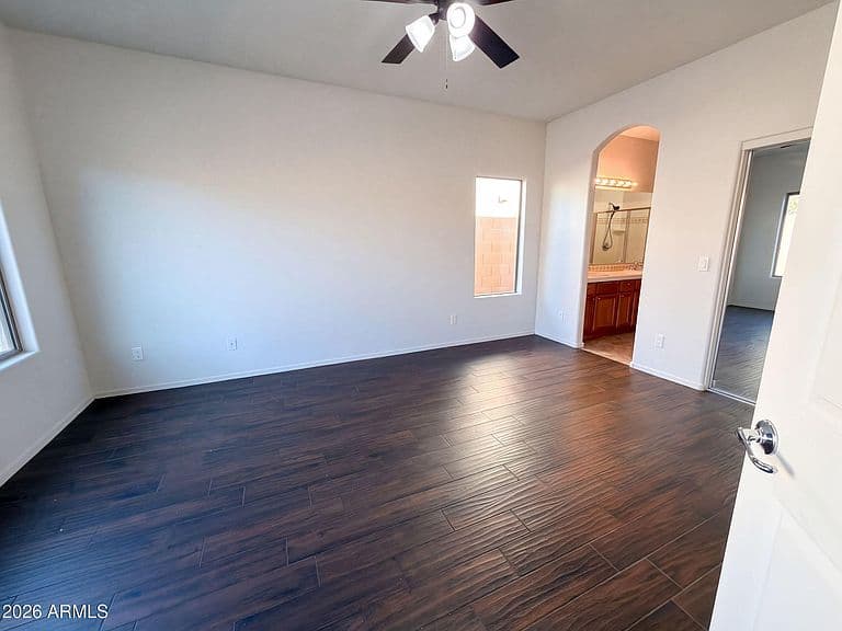 25852 W LYNNE Lane photo 4