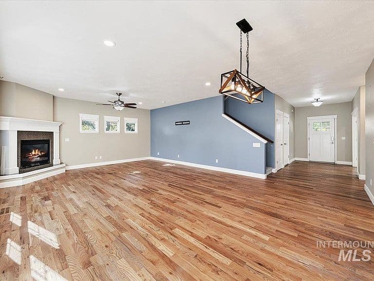 1210 W Cobblefield Ct photo 2