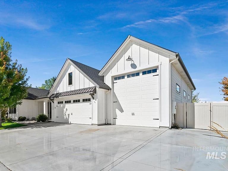 1133 N Cygnus Way photo 3