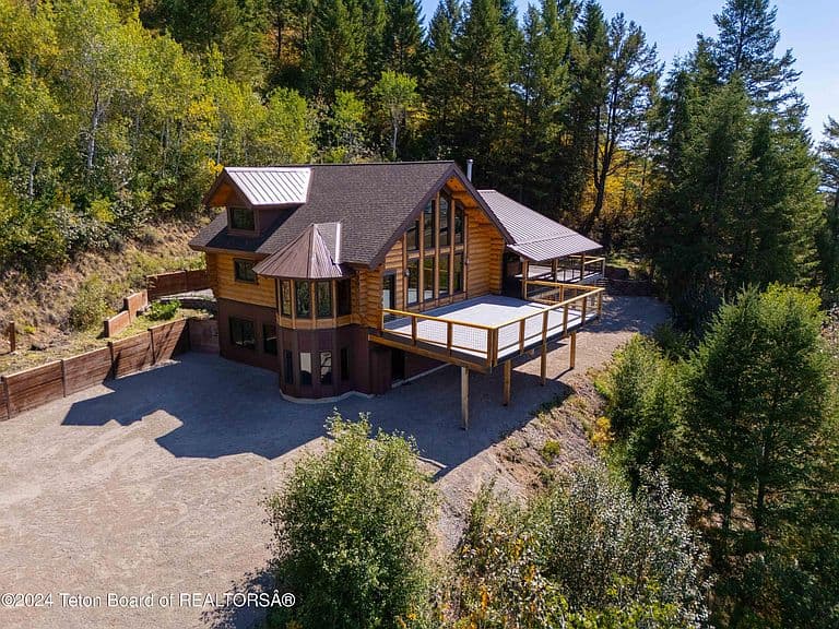 651 Upper Stewart Creek Rd photo 5