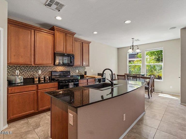 3451 E AMBER Lane photo 3