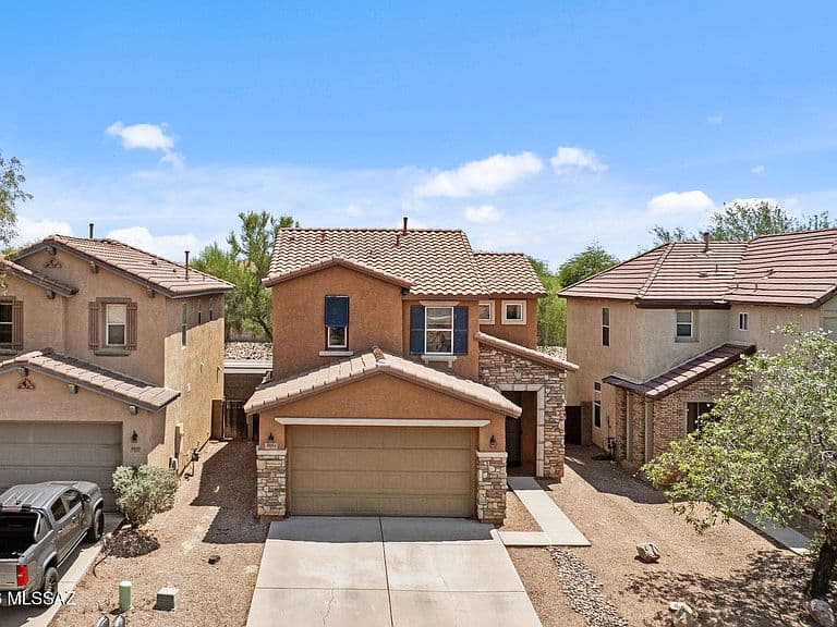 4804 E Orchard Grass Dr photo 2