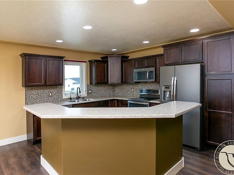 1713 Polo Ln photo 4