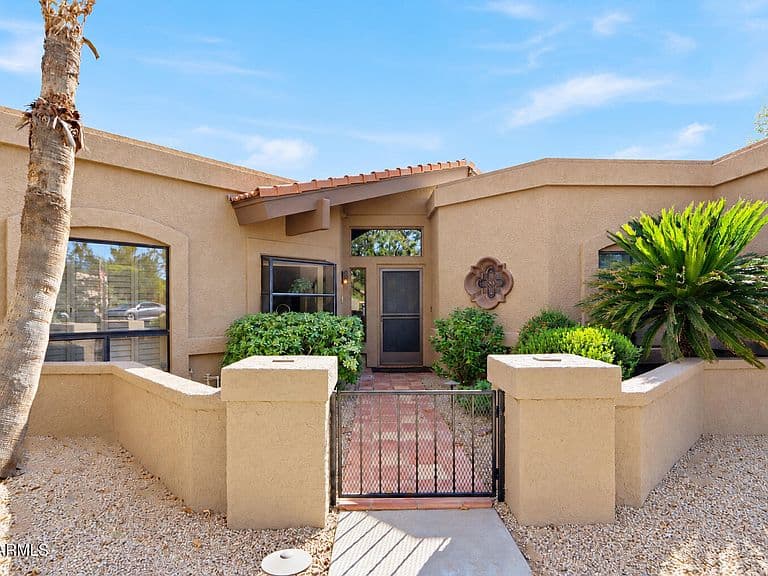 18919 E REATA Lane photo 3