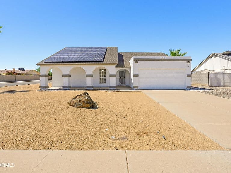 8903 W CAROL Avenue photo 2
