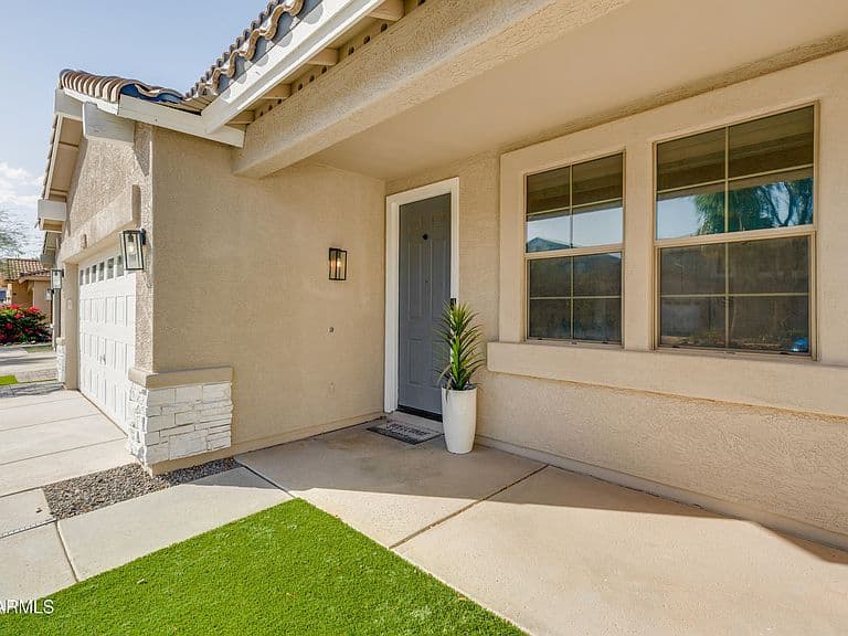 1644 E CIELO GRANDE Avenue photo 4