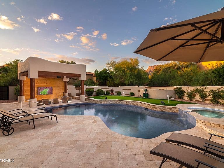 3009 S JUNIPER VILLAGE Court photo 5