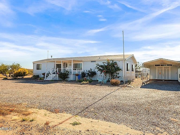 6100 E Sooty Ln photo 1