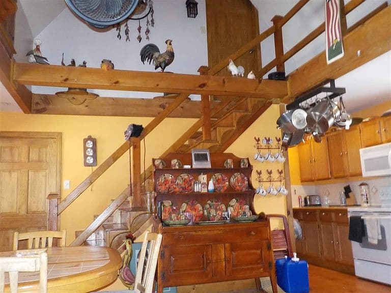 130 Kinsman Road photo 5