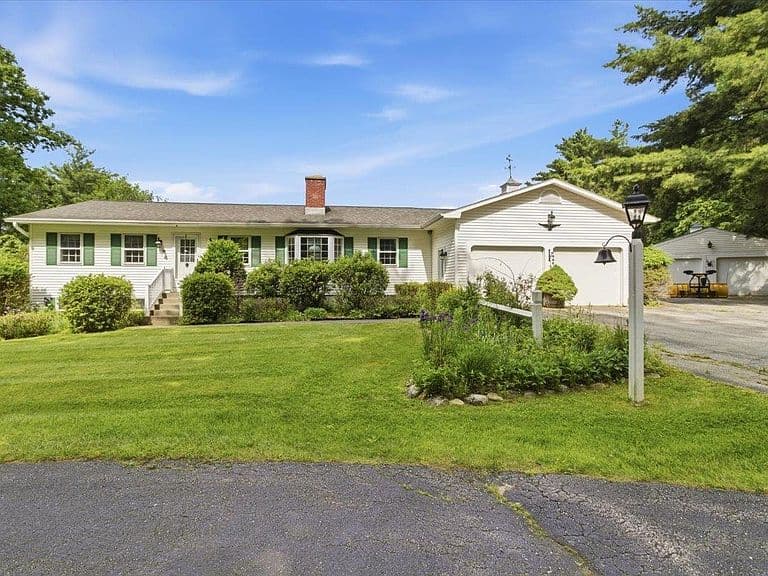 193 Finley Drive photo 2