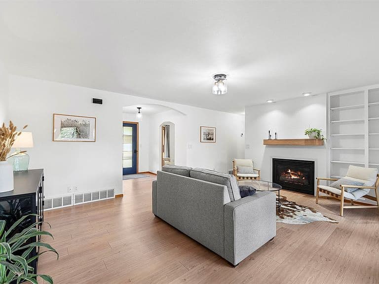6 Antelope Way photo 5