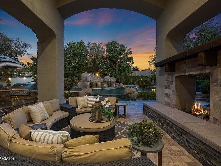 20465 E SUNSET Court photo 3