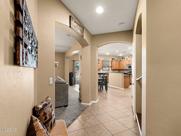 610 W Calle Cajeta photo 5