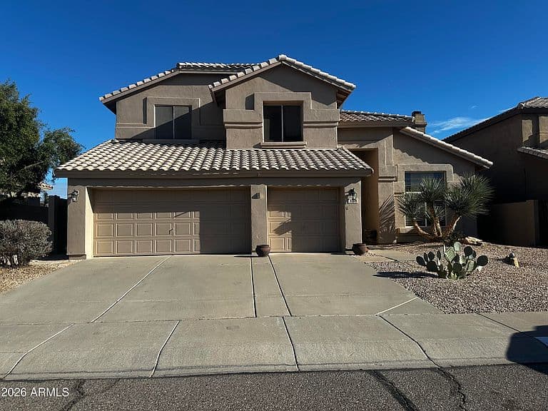 3108 E Wildwood Dr photo 1