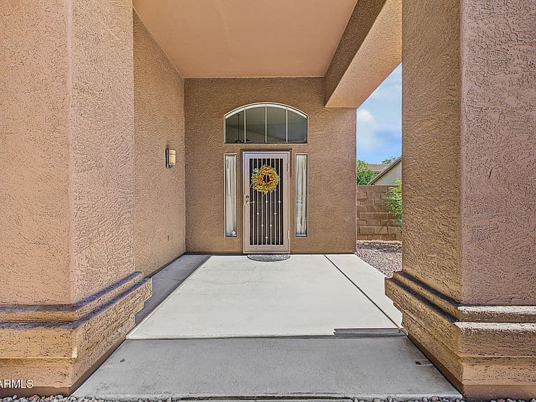 13441 S 47TH Street photo 3