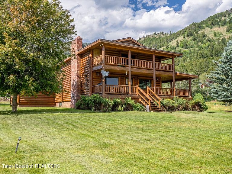 112 Canyon Pines Way photo 1