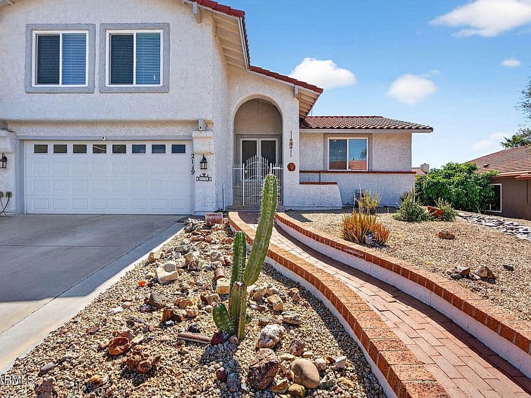 2119 E CROCUS Drive photo 4