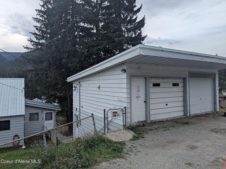 721 Hunter St photo 3