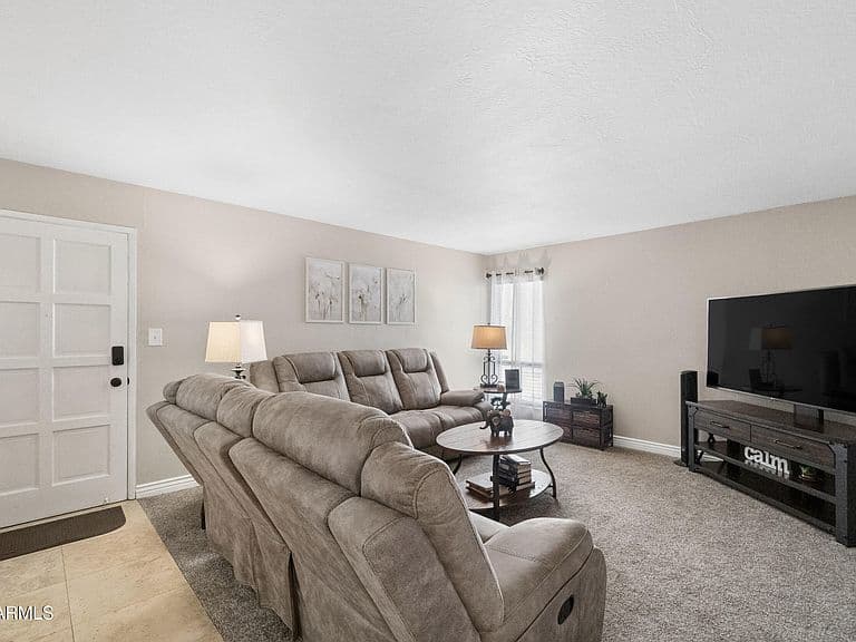 4950 N MILLER Road #108 photo 4
