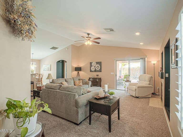 46013 W TUCKER Road photo 5