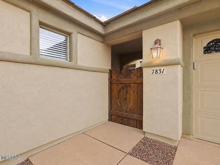 7831 E Solace Pl photo 2