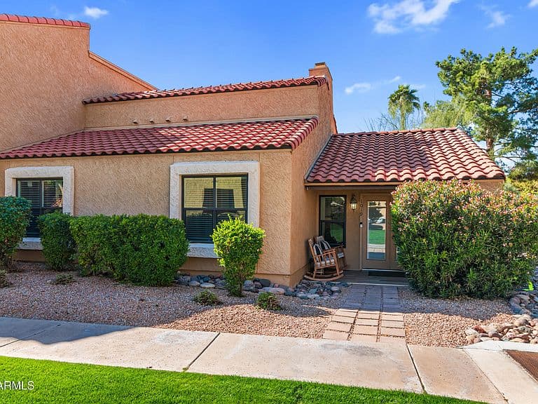 8787 E Mountain View Rd Unit 1019 photo 4