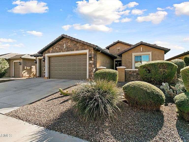 26223 W LOUISE Drive photo 2