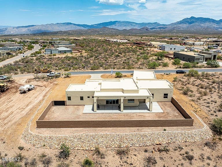 14652 E Sands Ranch Rd photo 2