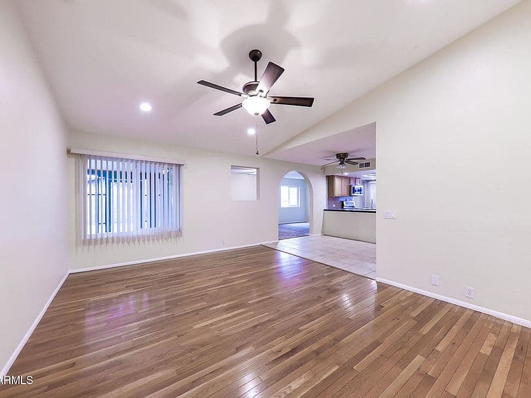 6215 W CAROL ANN Way photo 4