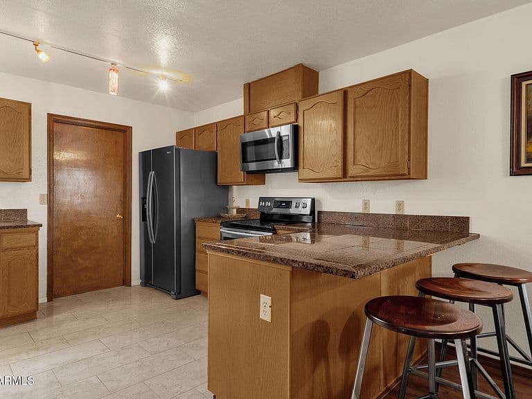 6766 E Juniper Avenue photo 3