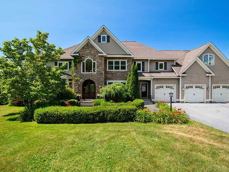 447 Highlands Drive photo 4
