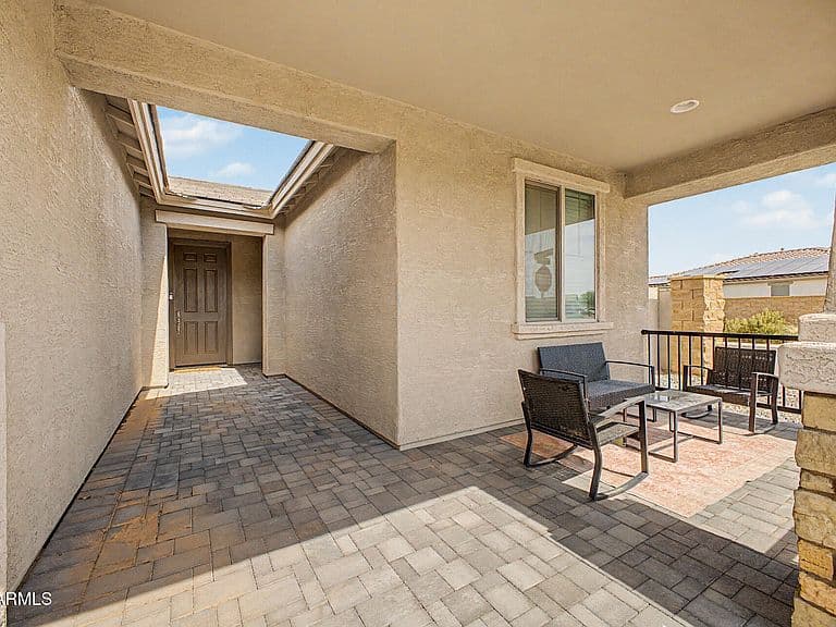 41090 W HALEY Drive photo 2