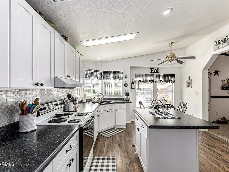 2400 E Baseline Ave Lot 79 photo 2