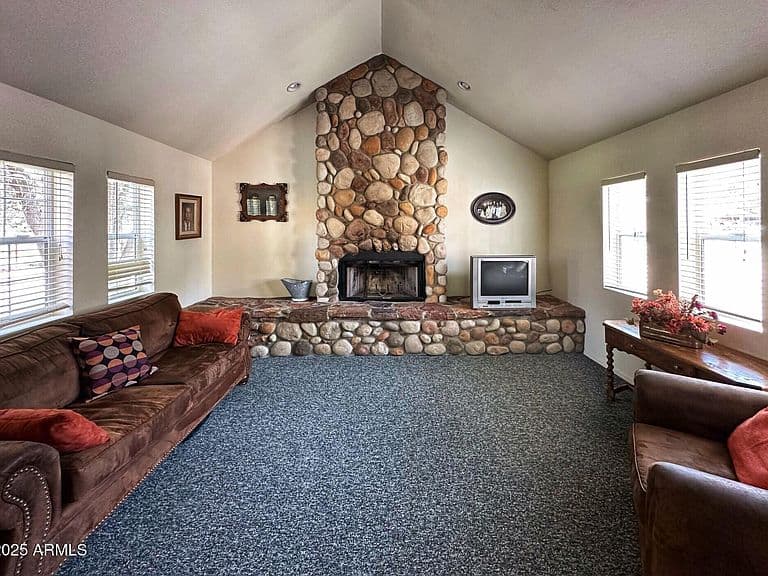 248 N Haigler Drive photo 2
