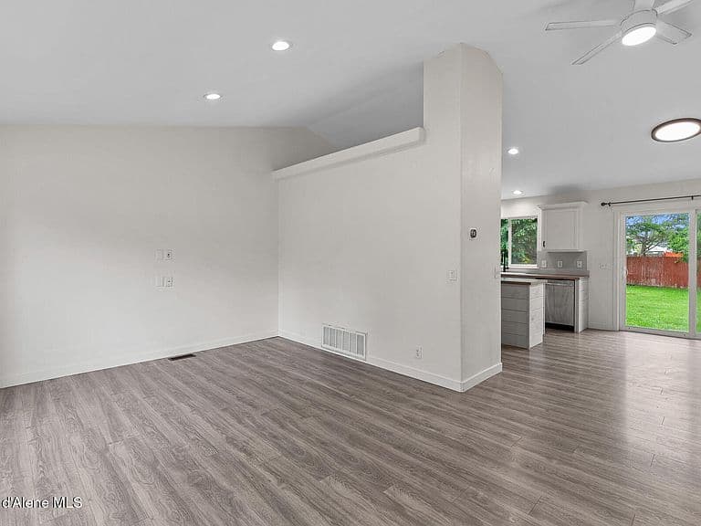 7312 W Macaw Ln photo 3