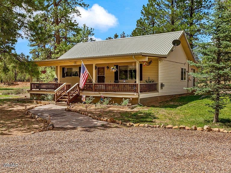 2840 Pine Rim Rd photo 1