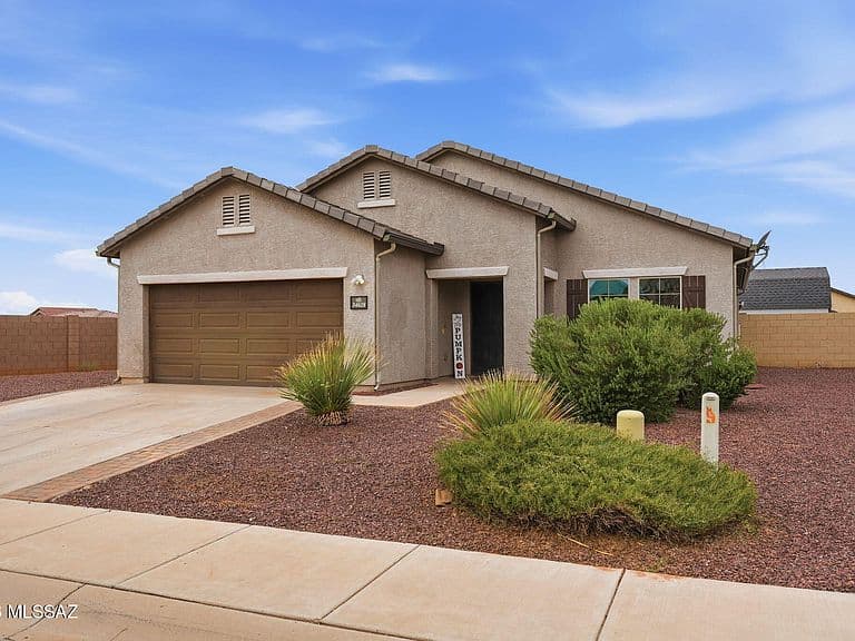 34628 S Bronco Dr photo 1