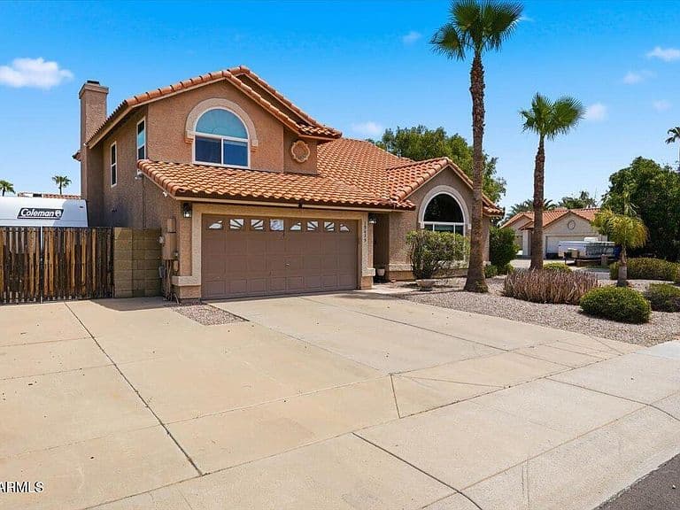 19429 N 35TH Place photo 4