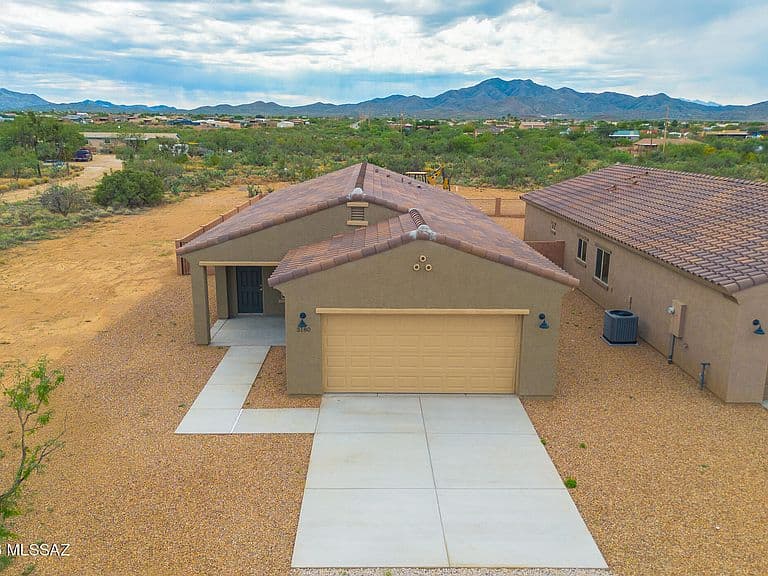 3180 E Andrada Rd photo 4