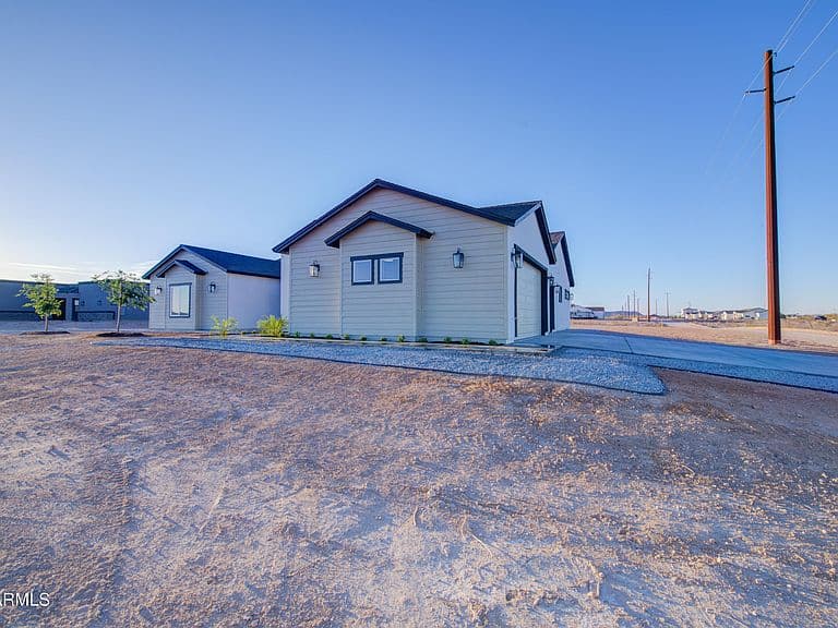 3636 N 363RD Avenue photo 4