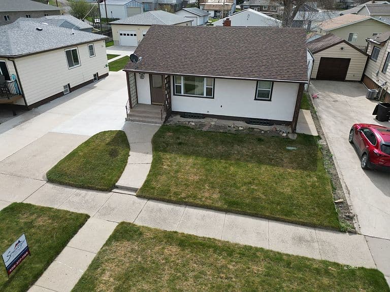 1412 N River Ave photo 1